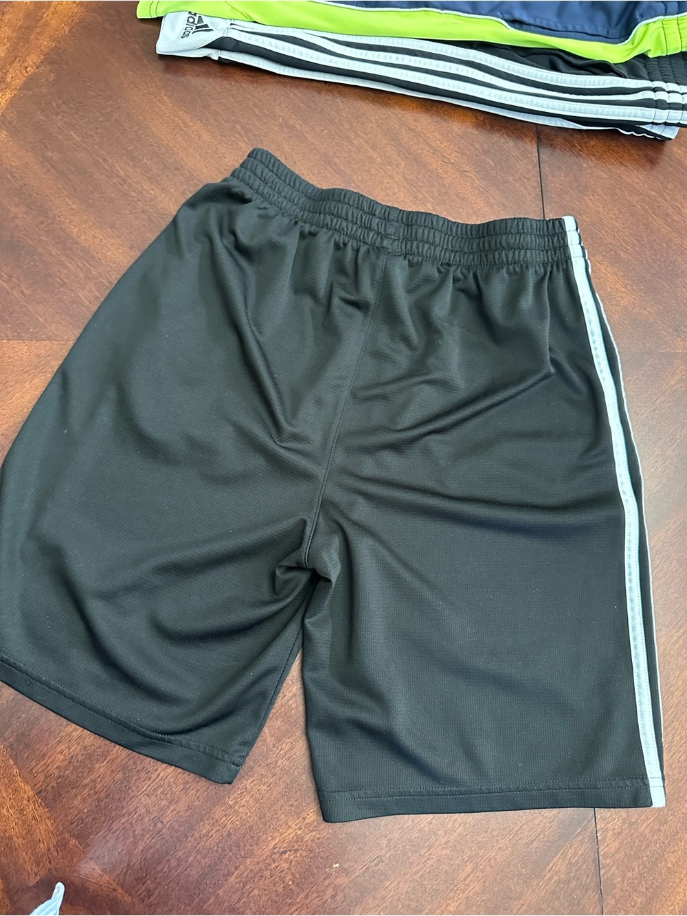 Shorts Bundle Adidas and Puma Active Side Striped Drawstring Pockets XL - Picture 7 of 9